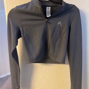 OnerActive 3/4 zip been worn twice